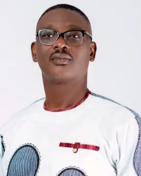 Portrait of Paul Akporowho